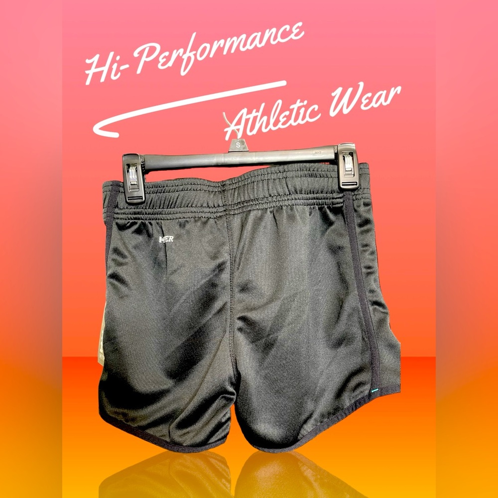 Athletic shorts